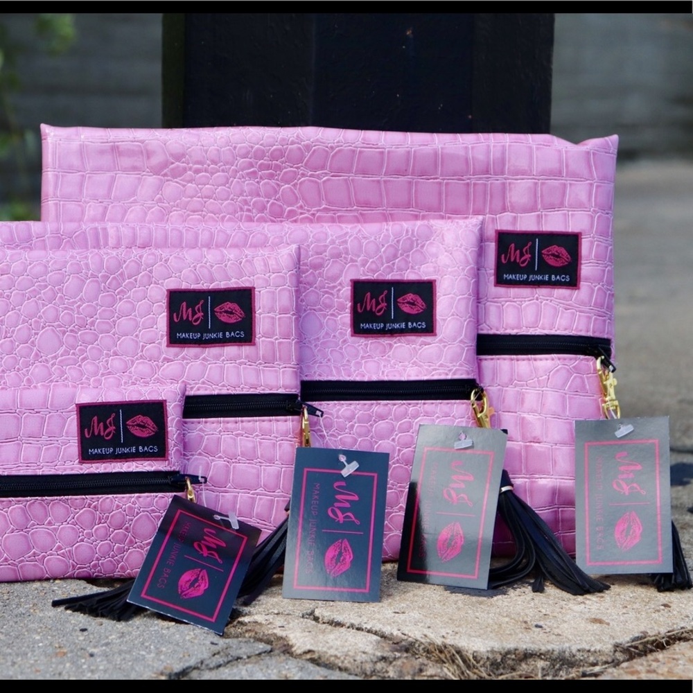 Makeup Junkie Bag Blush Gator - Large NWT